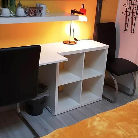 Klein Und Fein Apartment *